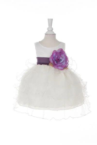 Little girl baby ruffle dress with an elegant flower clip